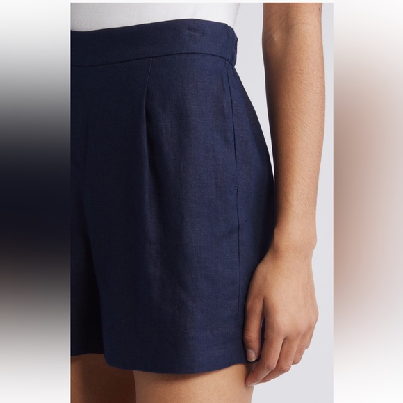 Nordstrom Signature Women’s Linen and Cotton Blend High Waist Trouser Shorts - Picture 3 of 11